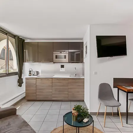 Coeur Urbain - Place De La Comedie Apartment *
