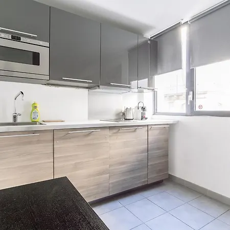 Coeur Urbain - Place De La Comedie Apartment